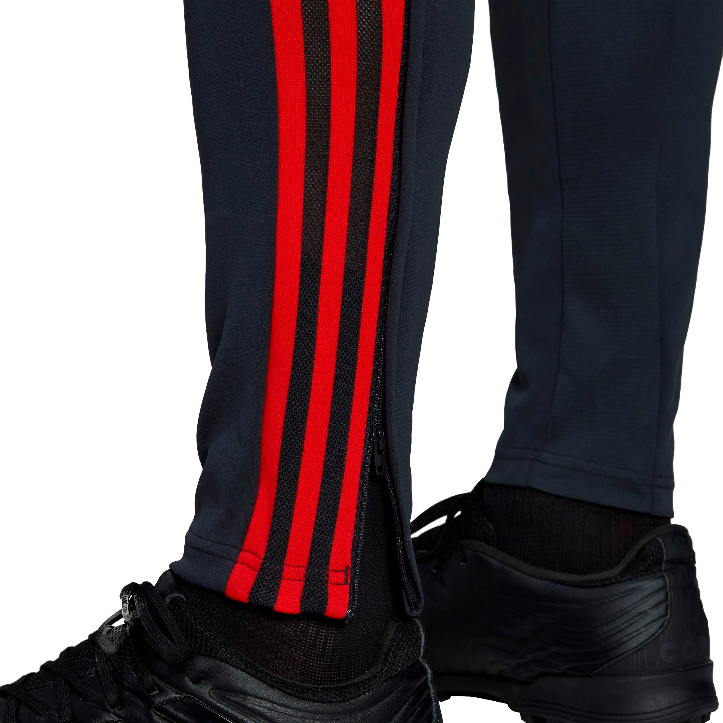 adidas Men's FC Bayern 22/23 Condivo Training Pants | HG1352