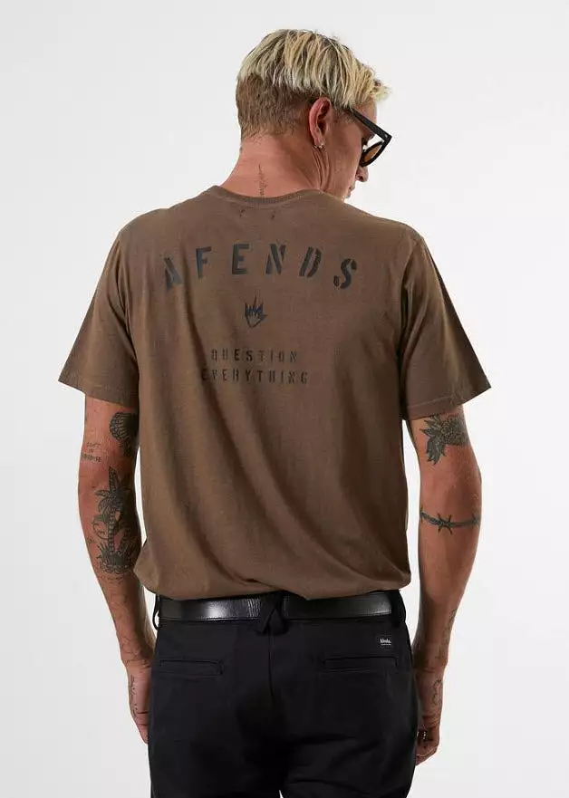 Afends Men's Standard Issue Standard Fit Tee Kangaroo M191009