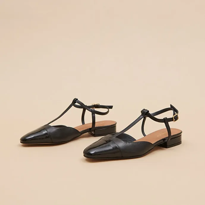 Ballet flats with adjustable buckles in black leather and patent