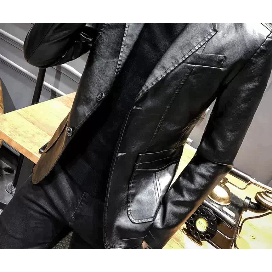 INSTOCK - Men's casual PU leather slim motorcycle jacket.