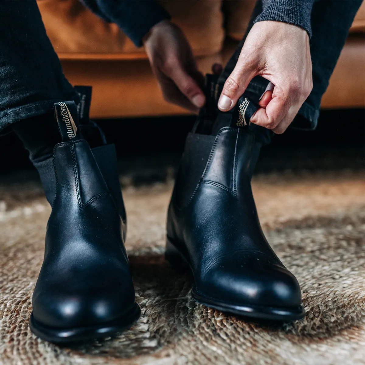 Men's Heritage  Chelsea Boots  -  Black