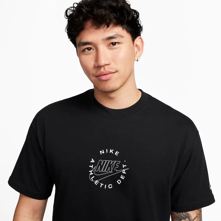 NIKE MEN'S SPORTSWEAR BLACK TEE