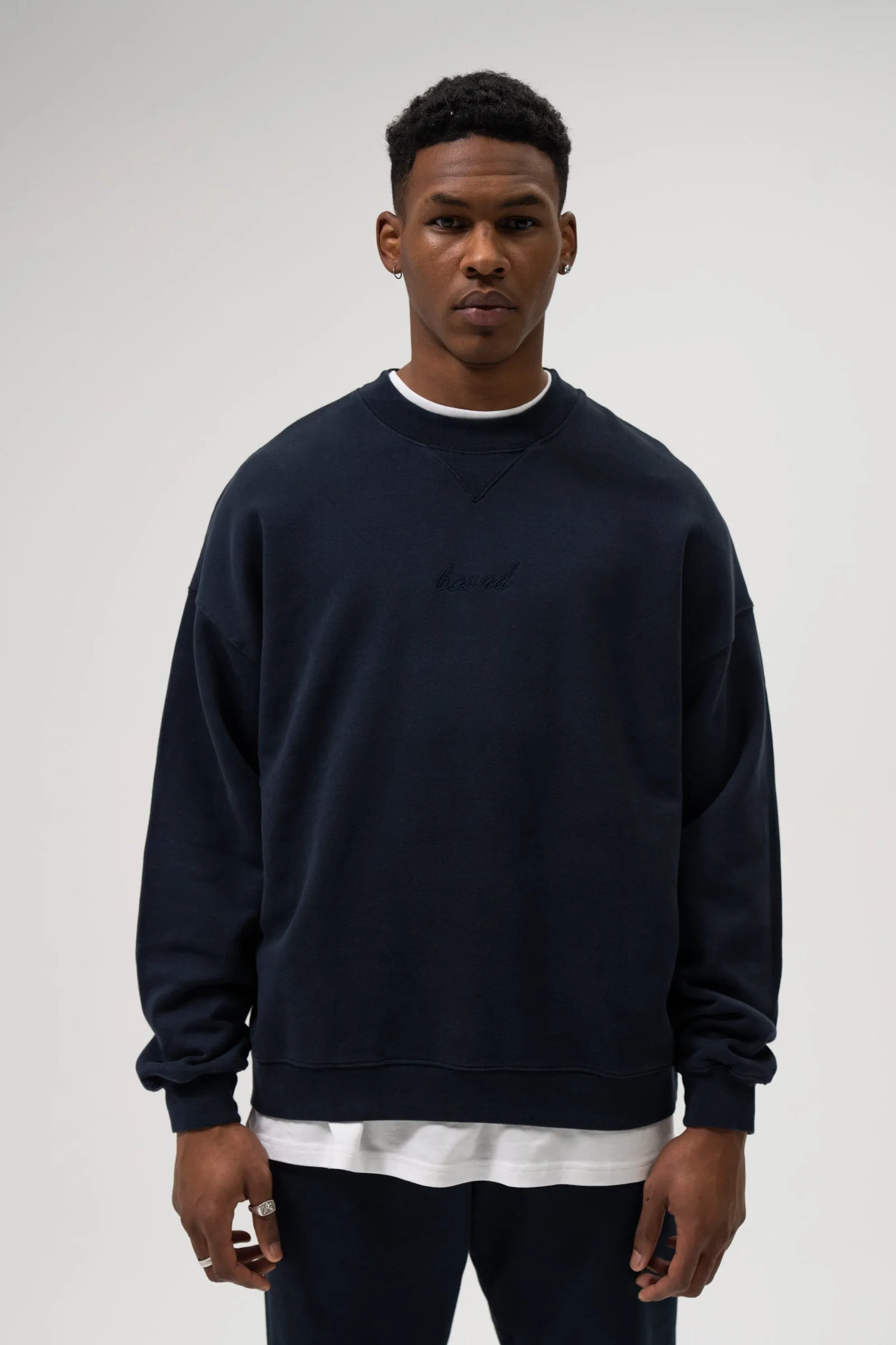 SUSTAIN NAVY SWEATER & JOGGERS SET